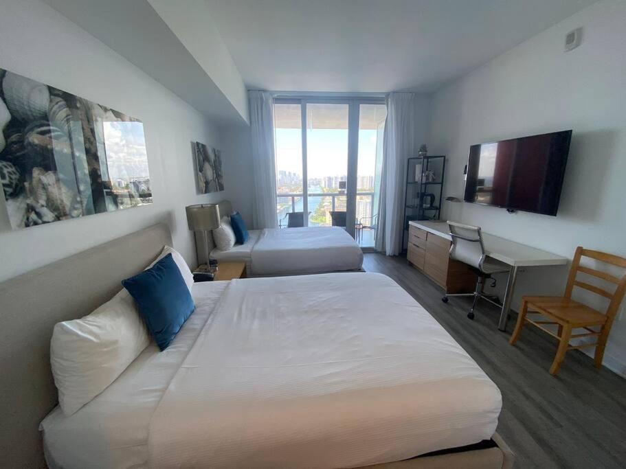 הלנדל ביץ' Studio 2Bed Beach Apmt With Amazing Views 30B מראה חיצוני תמונה